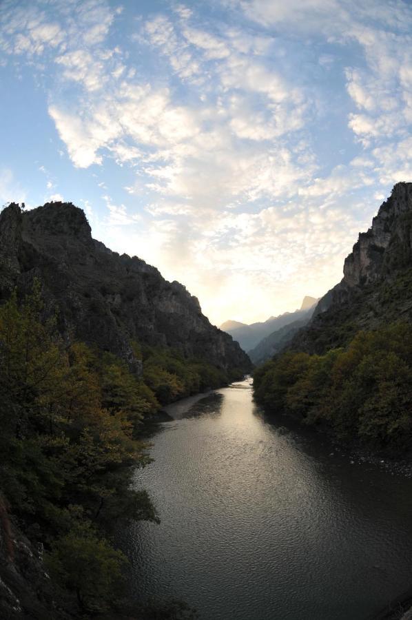 Κonitsa Gefyri Hotel Konitsa Zewnętrze zdjęcie